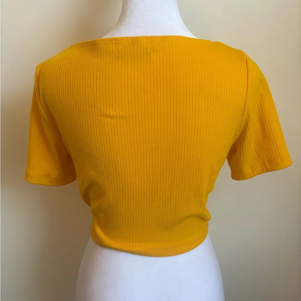 Small Urban Outfitters Yellow Tie Front Cropped Top - Picture 4 of 10